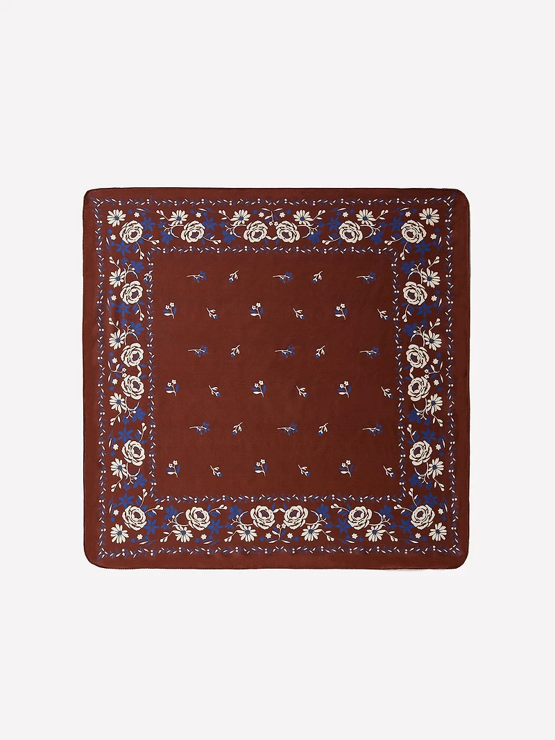 Foulard Carré en Mélange de Soie à Motif Fleuri