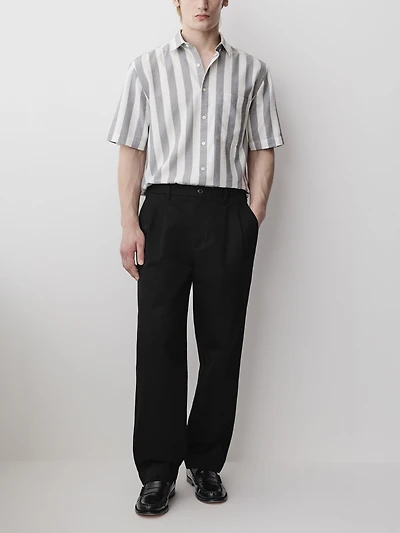 Loose Straight-Leg Pleated Chino Pant