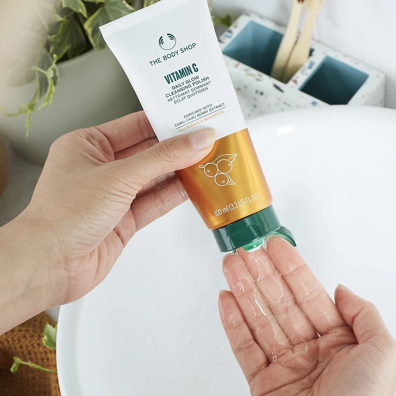 Vitamin C Glow Cleansing Polish
