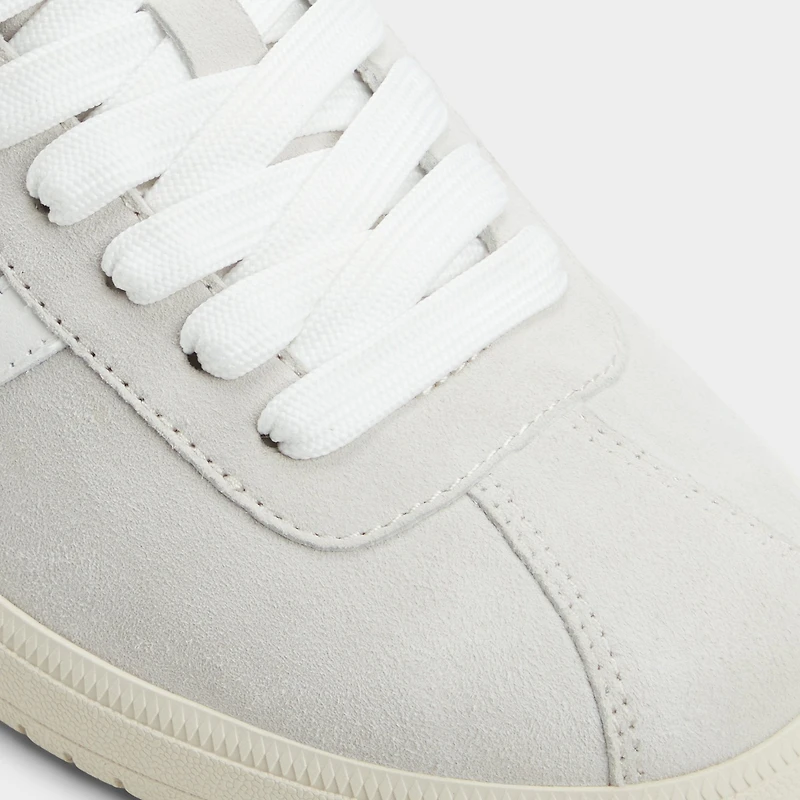 Chicsneaker
