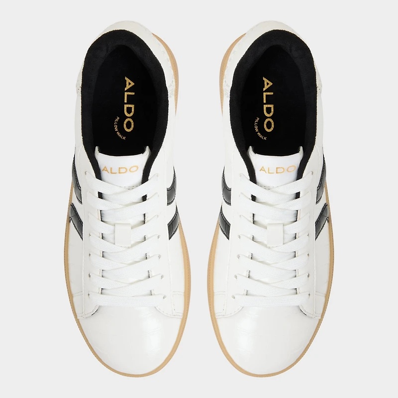 Chicsneaker2