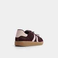 Chicsneaker2