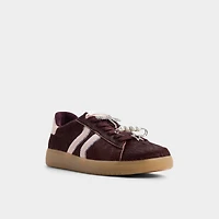 Chicsneaker2