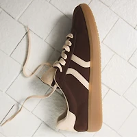 Chicsneaker2
