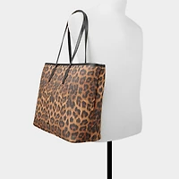 ALDO Everythingtotee in Brown Multi