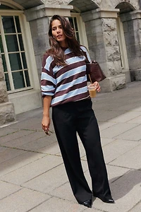 Mid Rise Wide Leg Trouser