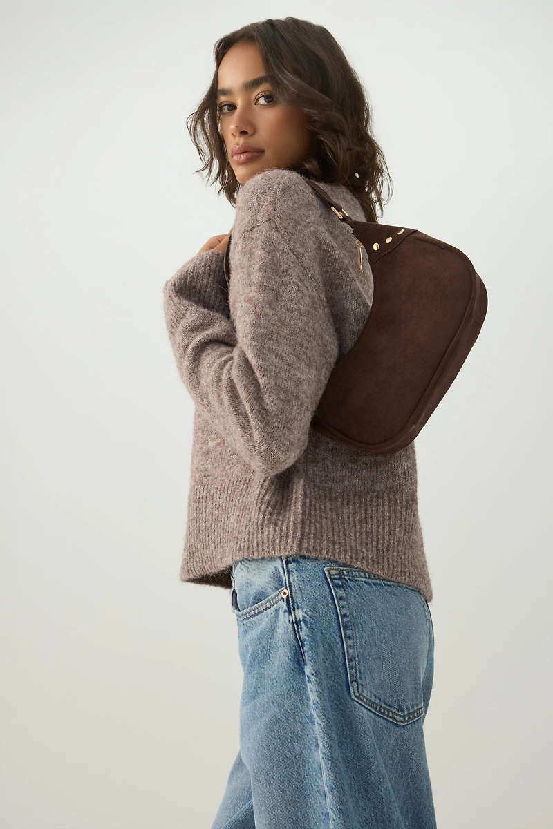 Sac d’épaule clouté en faux cuir | Ardene