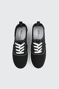 Low Top Canvas Sneakers