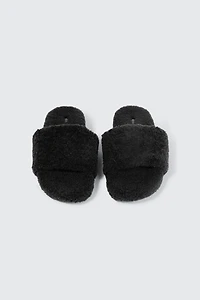 Pantouffles en fausse fourrure bouclée