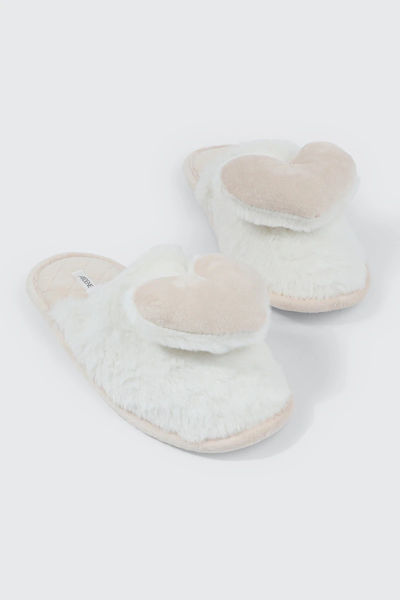 3D Heart Faux Fur Slippers