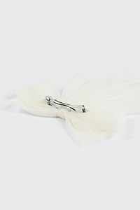 Barrette boucle en tulle surdimensionnée