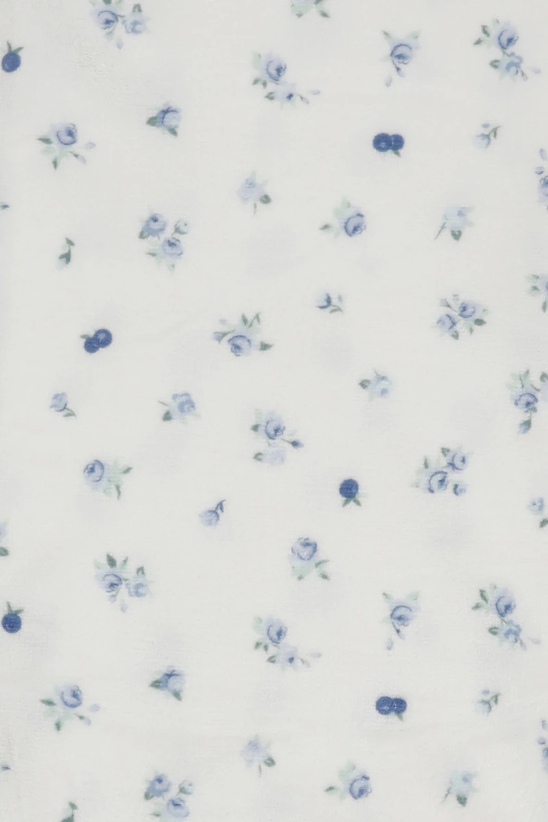 Blueberry Floral Throw Blanket