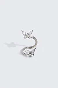 Twisted Navel Piercing