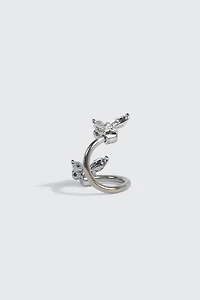 Twisted Navel Piercing