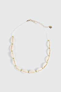 Collier à coquillages