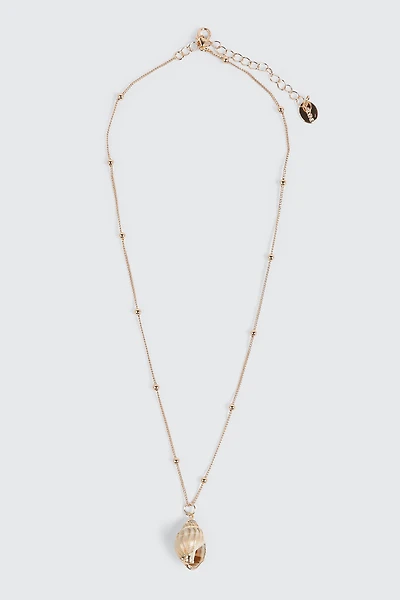 Collier avec pendentif coquillage