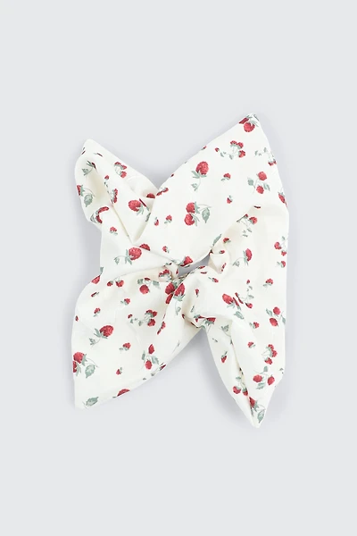 Strawberry Rectangular Scrunchie