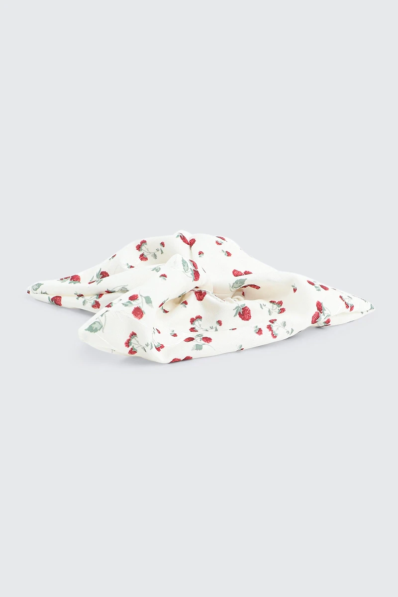 Strawberry Rectangular Scrunchie