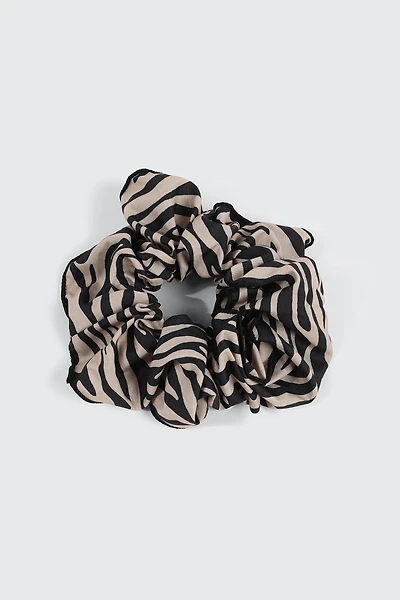 Oversized Woven Scrunchie