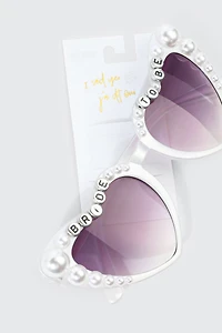 Lunettes de soleil cœur future mariée