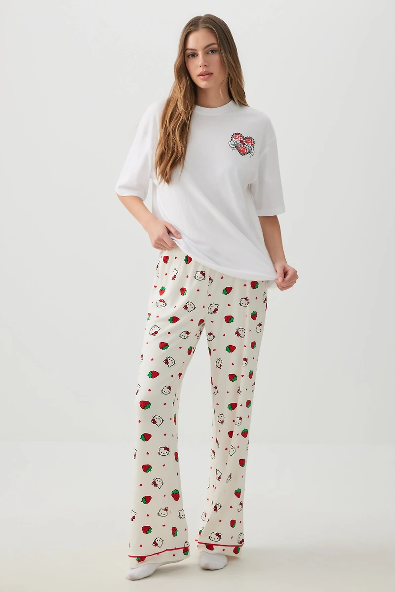 Oversized Hello Kitty T-Shirt