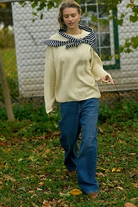 Le jean droit et taille mi-haute coupe Époque