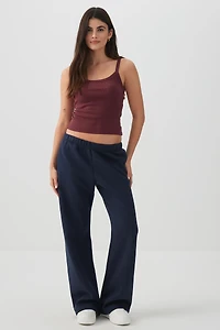 Camisole à col dégagé très douce Basic