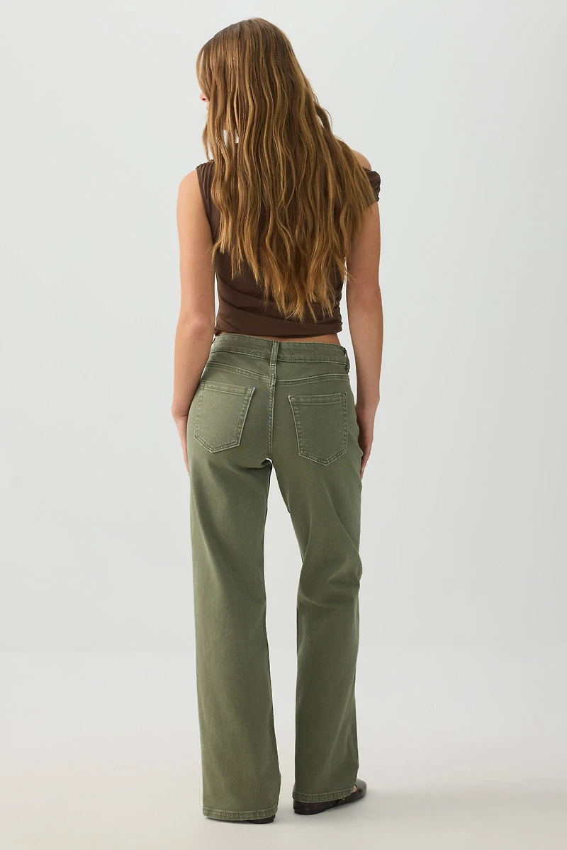 Jean droit et taille mi-haute coupe Époque