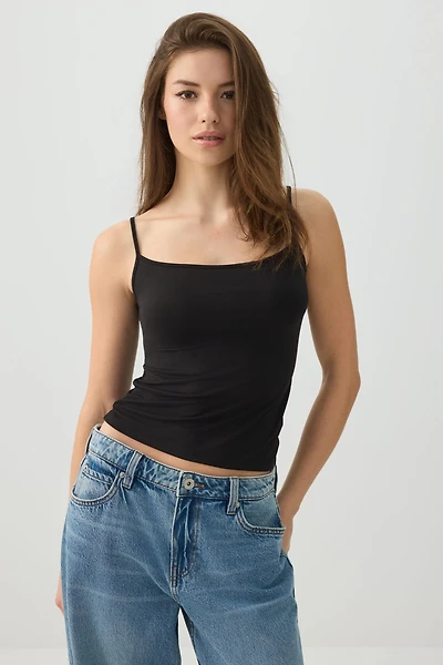 Camisole à bretelles ajustables très douce Basic