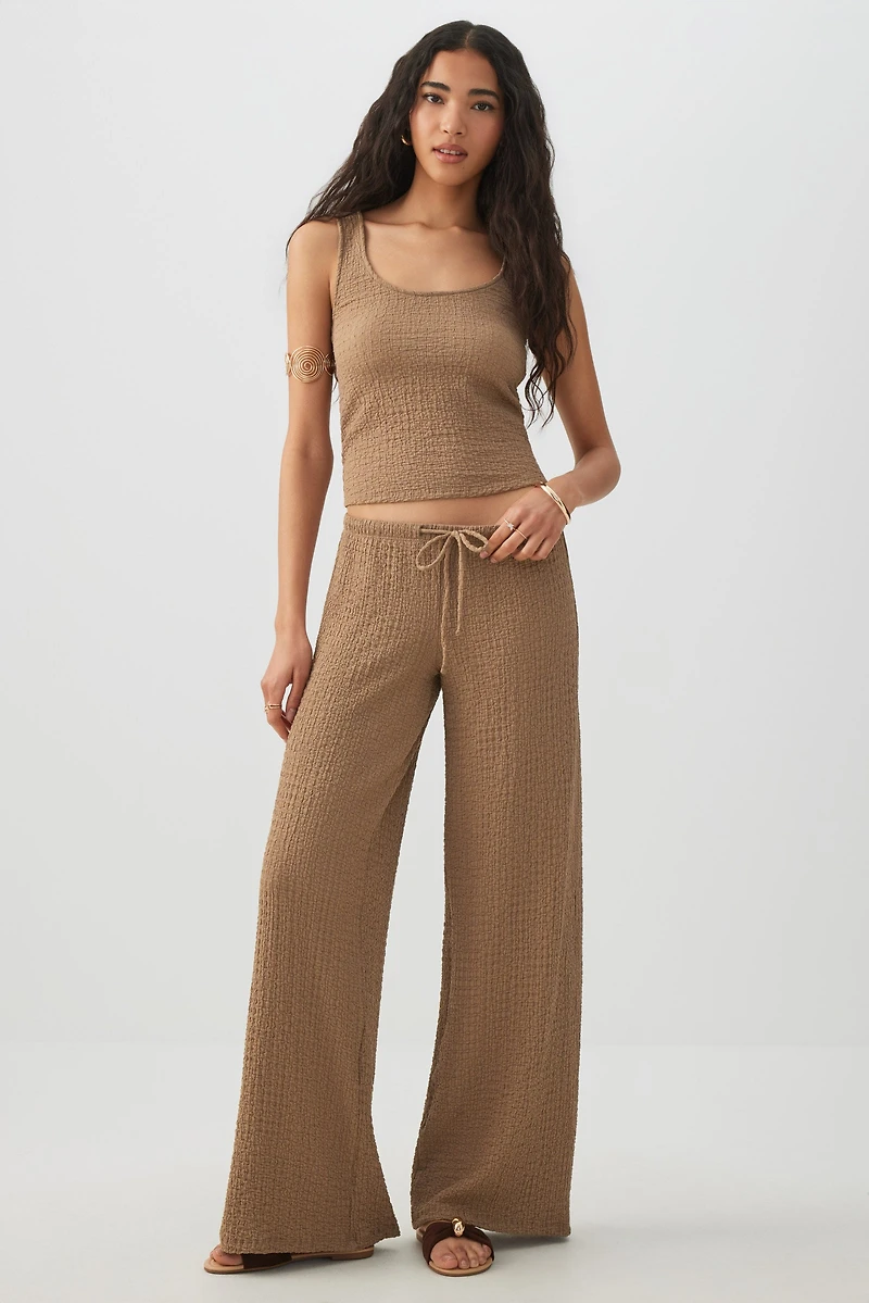 Textured Scoop Neck Tank Top