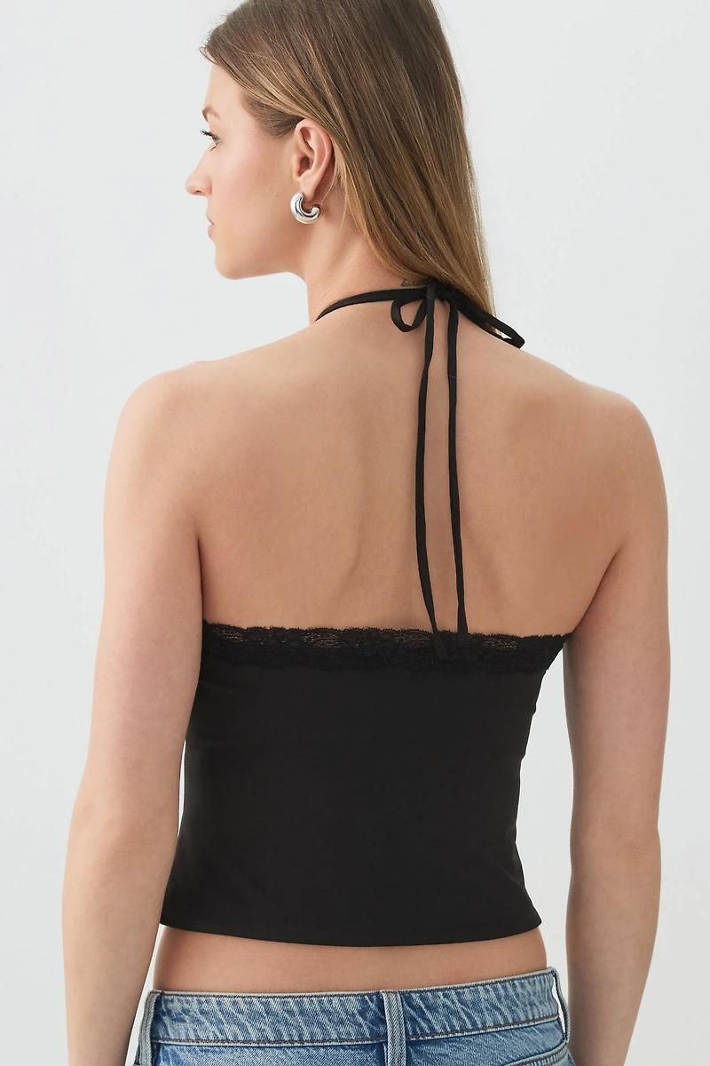 Camisole licou bordée de dentelle
