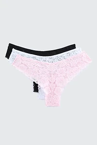Trio de culottes brésiliennes en dentelle