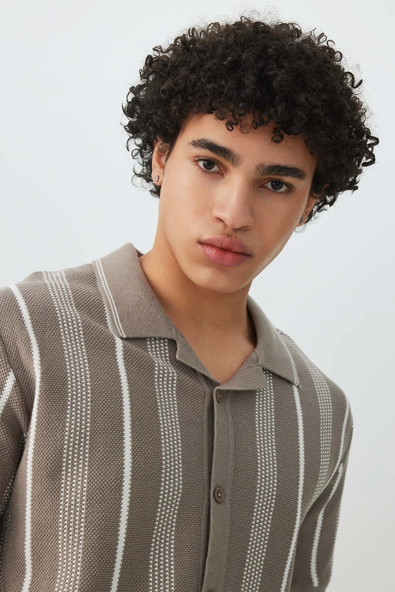 Johnny Collar Short Sleeve Sweater
