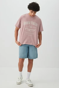 T-shirt graphique doux de coupe carrée