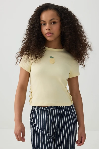 T-shirt côtelé à boucles latérales