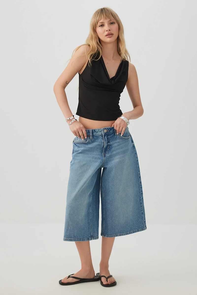 Camisole courte à col bénitier