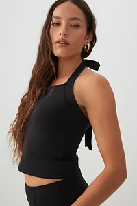 Camisole courte licou en tissu doux