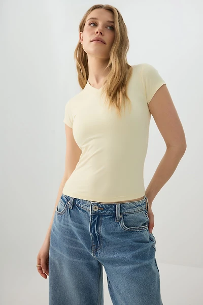 V-Neck Cropped T-Shirt