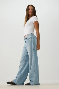 V-Neck Cropped T-Shirt