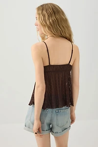 Camisole courte en dentelle