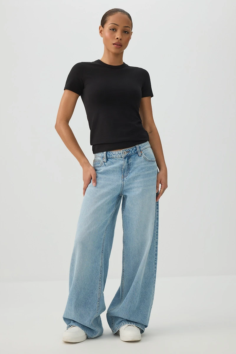 Basic Fitted Short Sleeve T-Shirt