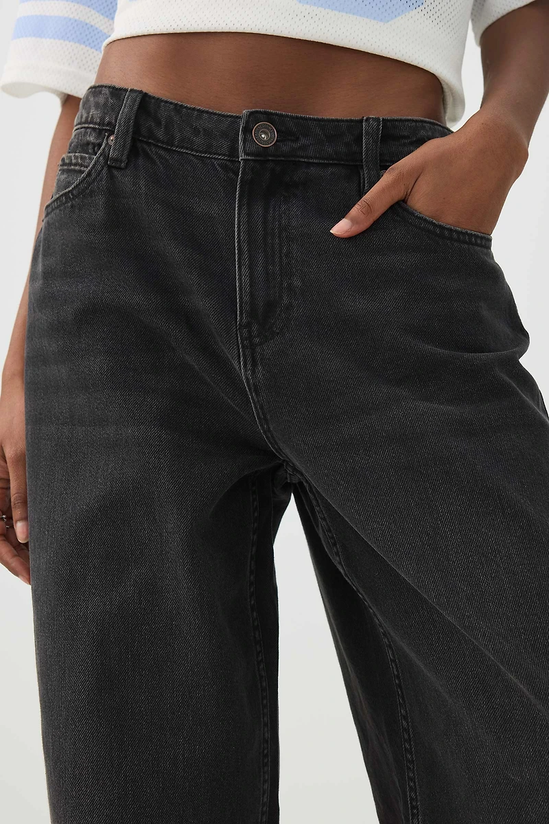 Le jean Untamed coupe ample et taille mi-haute