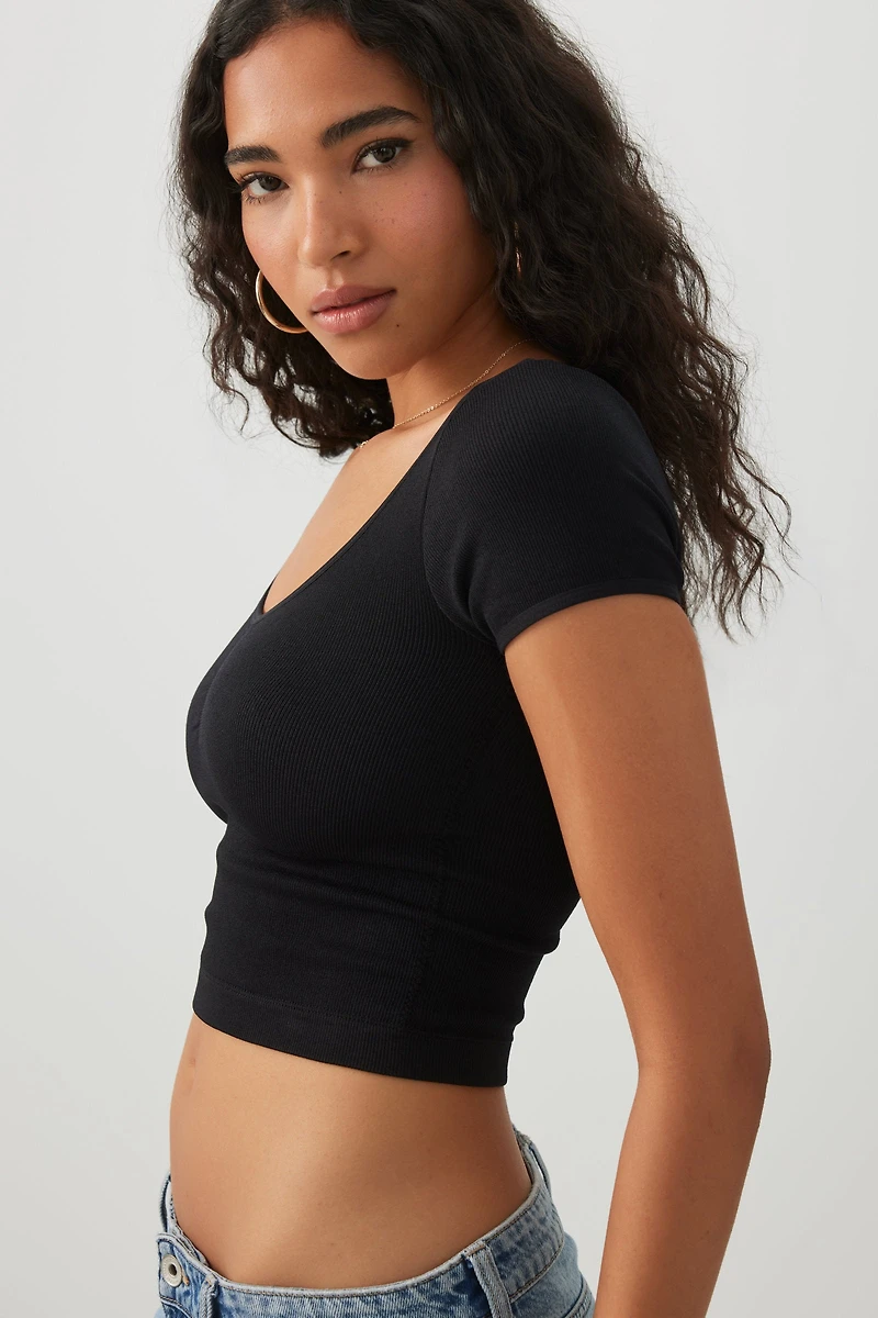 Haut ultra court sans coutures