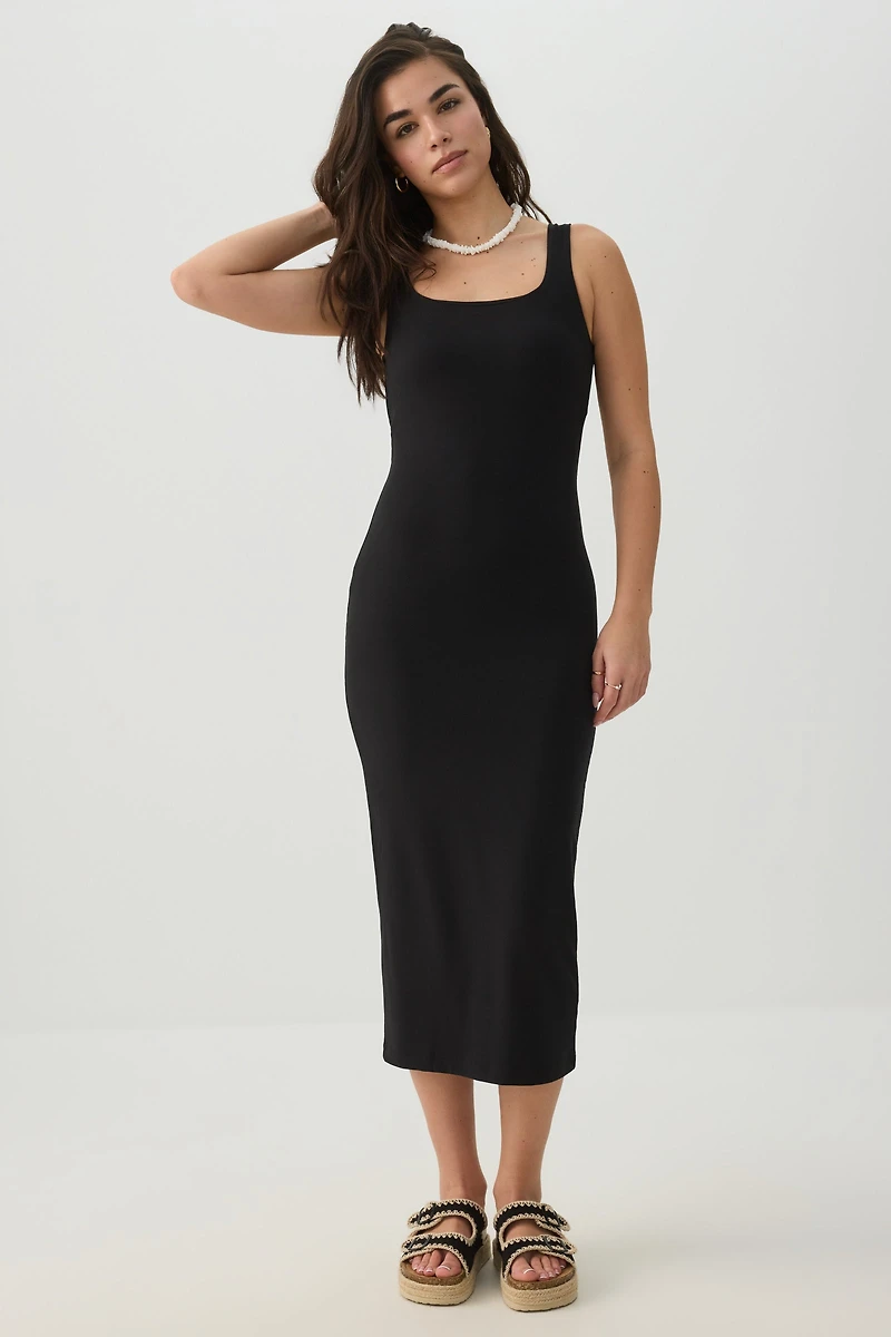 Robe midi moulante