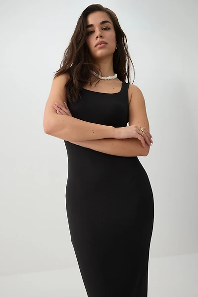 Robe midi moulante