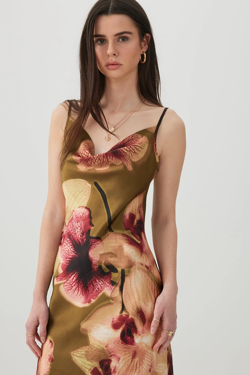 Robe nuisette midi en satin