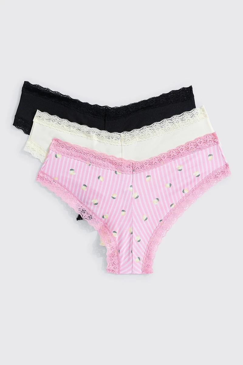 3 culottes brésiliennes bordées de dentelle