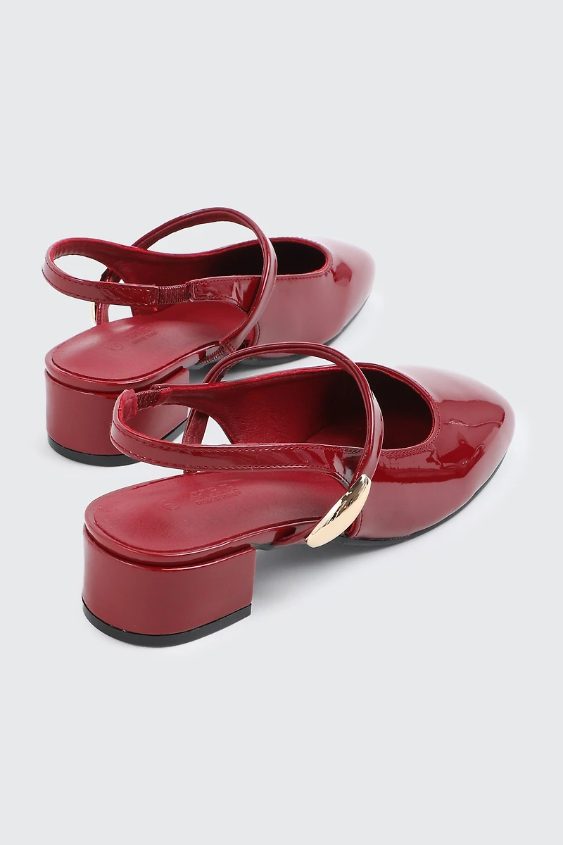 Slingback Shoes with Metal Ornament