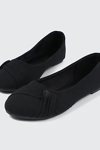 Pleated Round Toe Ballet Flats