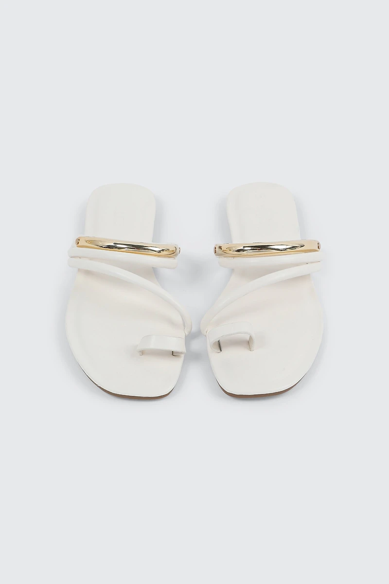 Square Toe Strappy Flat Sandals